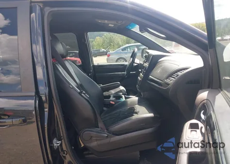 2017 Dodge Grand Caravan Sxt z USA, uszkodzony, nr VIN 2C4RDGCG8HR567295